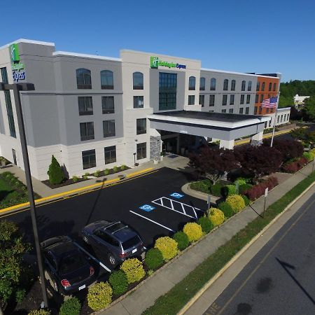 Holiday Inn Express Quantico - Stafford By Ihg Exterior photo