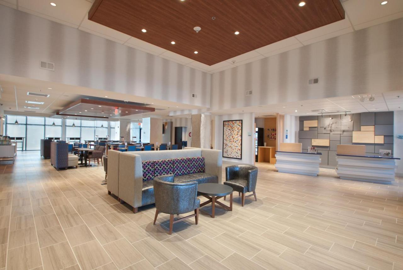 Holiday Inn Express Quantico - Stafford By Ihg Exterior photo