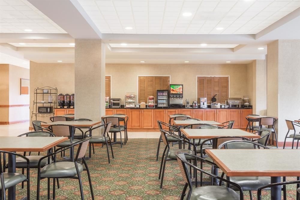 Holiday Inn Express Quantico - Stafford By Ihg Exterior photo