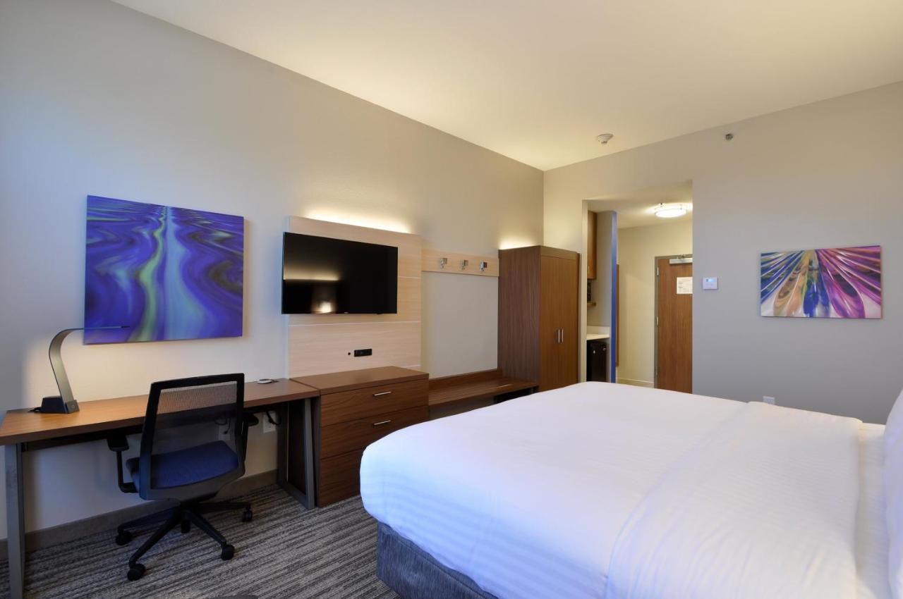 Holiday Inn Express Quantico - Stafford By Ihg Exterior photo