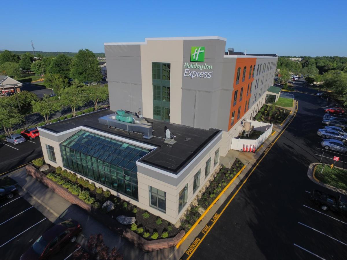 Holiday Inn Express Quantico - Stafford By Ihg Exterior photo