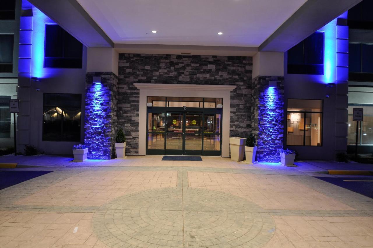 Holiday Inn Express Quantico - Stafford By Ihg Exterior photo